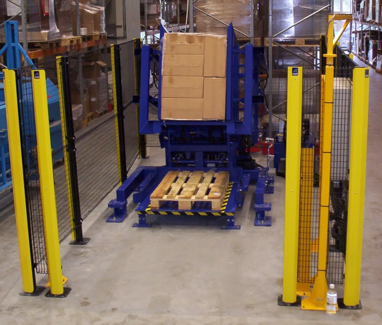 Pallet changer carton palette au sol